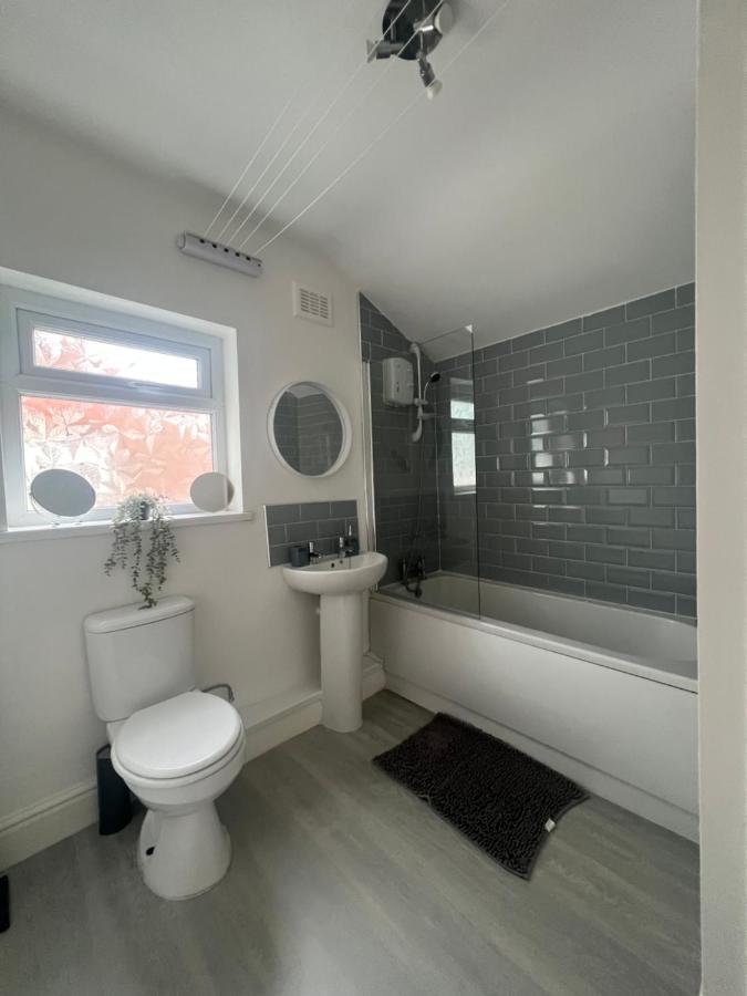 Spacious 3 Bed - Efc Stays ليفربول المظهر الخارجي الصورة